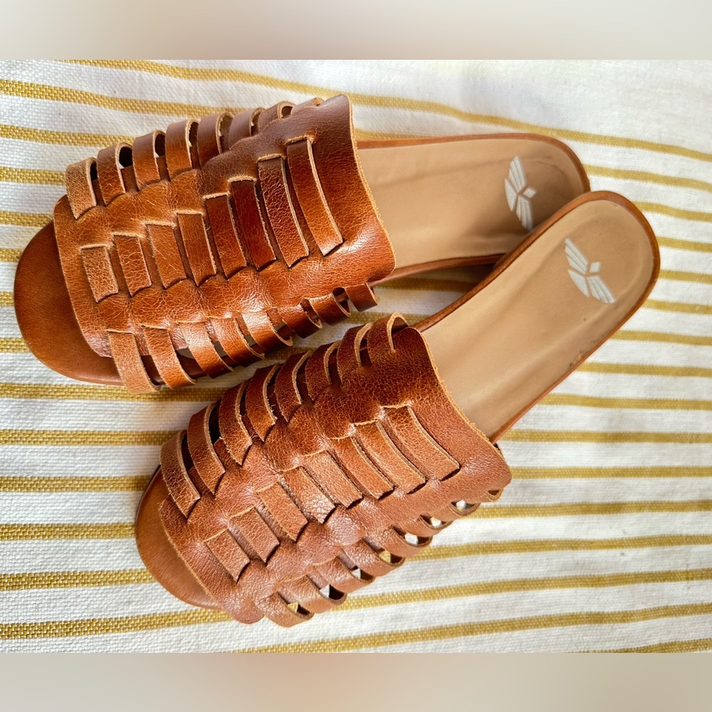 Fortress of Inca sandals, 8